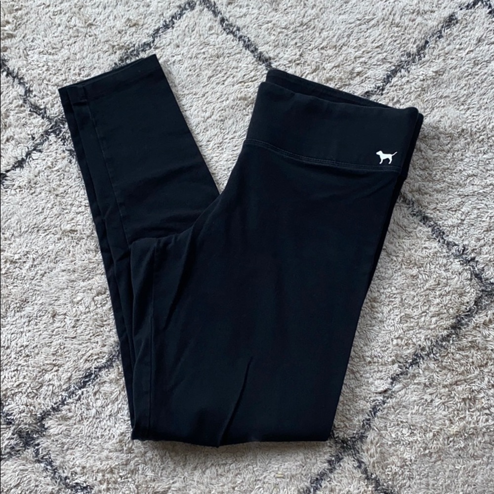 Victoria’s Secret PINK yoga pants